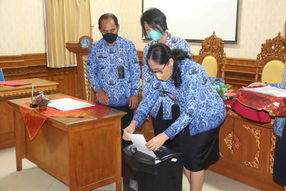 podiumnews.com-BPKAD Badung Musnahkan Arsip in Aktif Tahun 2021